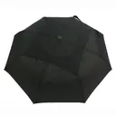 8-Rib Wood-Effect Handle Folding Umbrella view 2